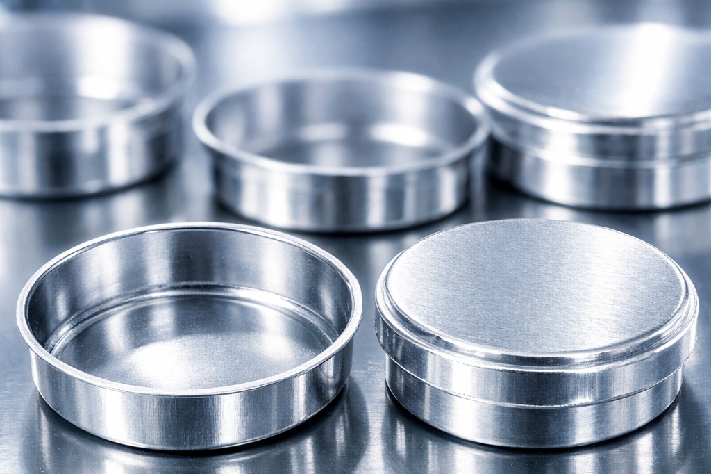 How to Choose the Right Sample Container for Differential Thermal Analysis?