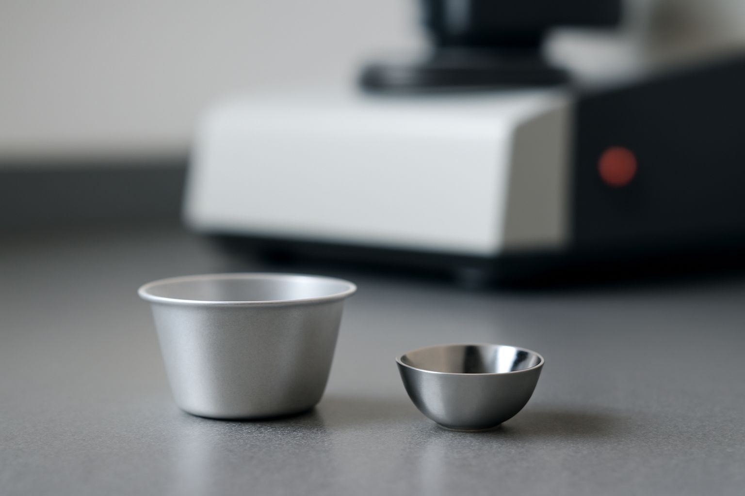 Selecting the right DSC crucible for various laboratory testing scenarios and materials Selecting the right DSC crucible for various laboratory testing scenarios and materials
