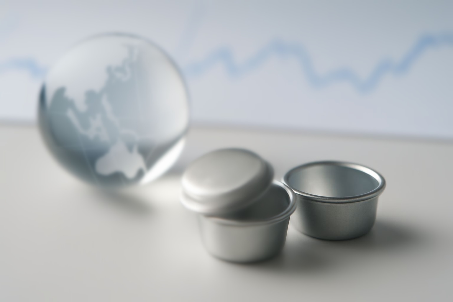 Blog Cover Image ALT Text: Market trends and technology innovations in DSC crucibles for global laboratory and industrial applications