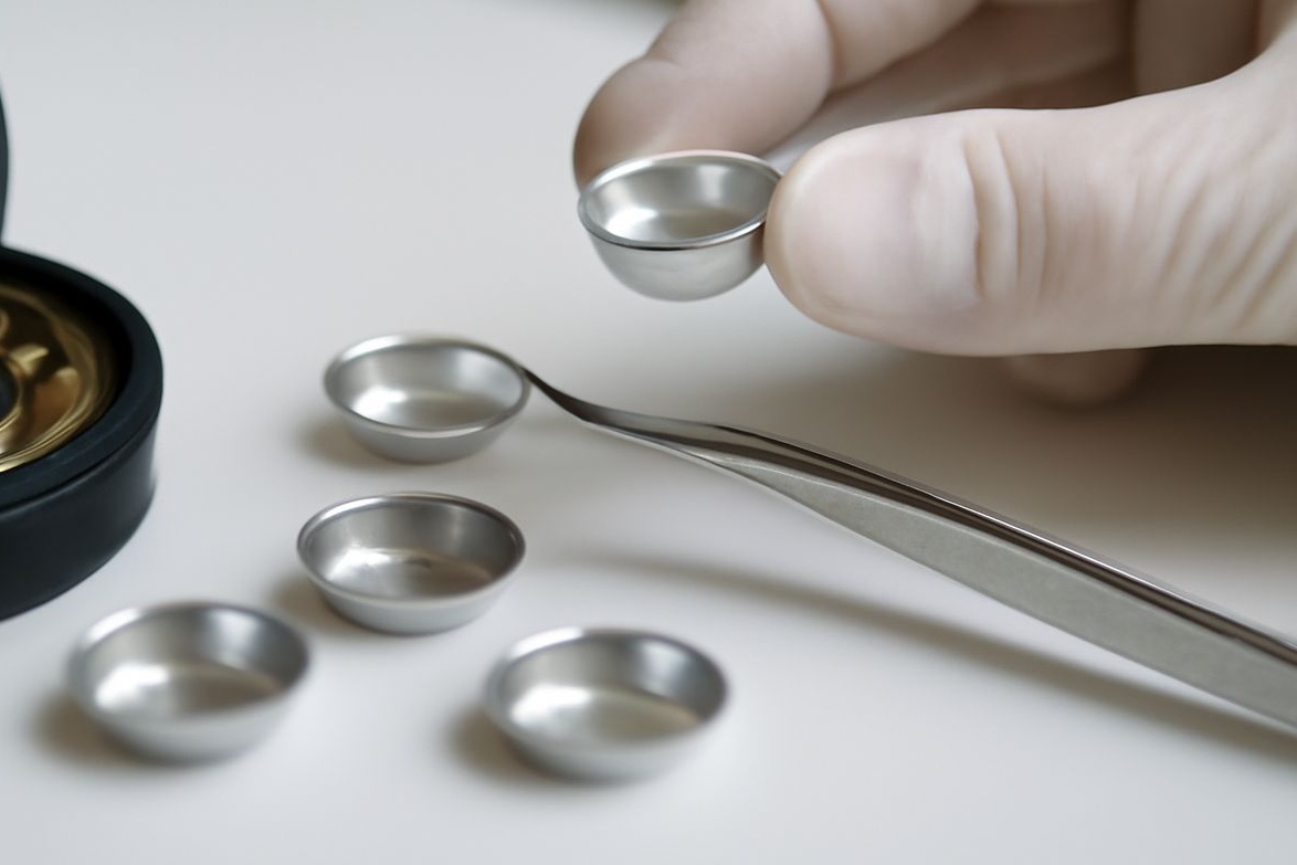 Common DSC sample pan problems and troubleshooting solutions for thermal analysis Common DSC sample pan problems and troubleshooting solutions for thermal analysis